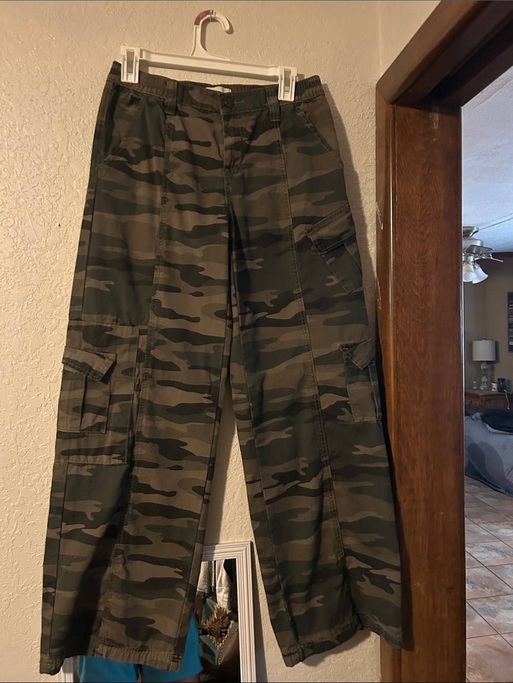 PacSun Camo Wide-Leg Cargo Pants in Olive and Dark Green